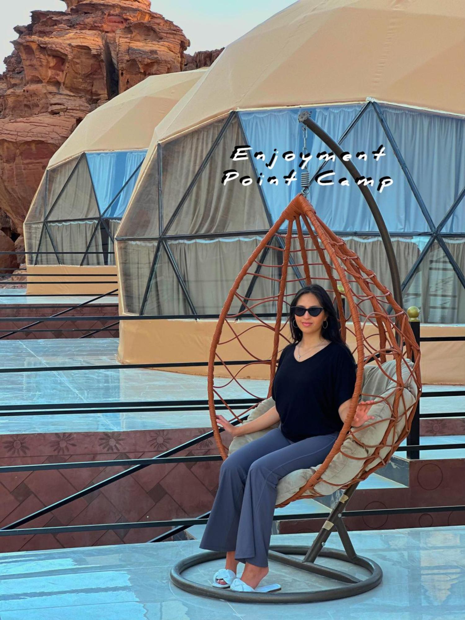 Luxury Enjoyment Point Bubbles Camp Bed and Breakfast Wadi Rum Buitenkant foto